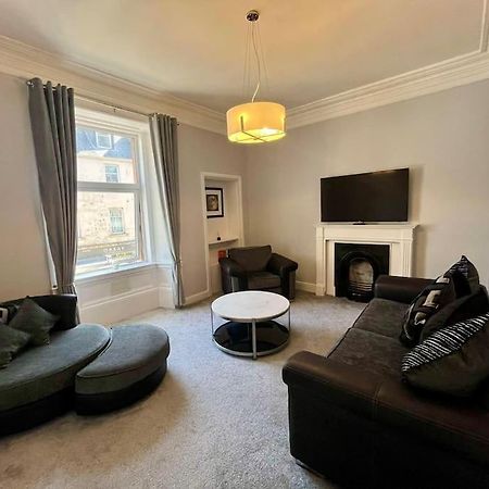 Beautiful Spacious Apartment In Town Centre Oban Buitenkant foto